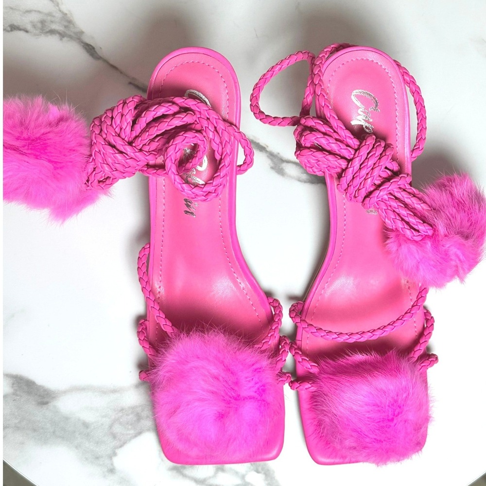 Cape Robbin Marje Pink Faux Fur Pom Pom Lace Up Braided Stiletto Heels SZ 7 NEW - Picture 5 of 7